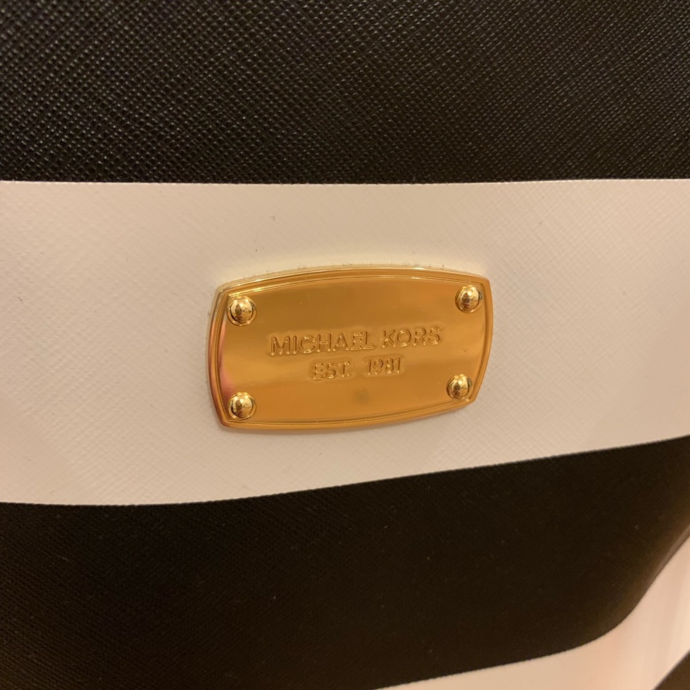 Michael Kors handbag - Picture 7 of 7